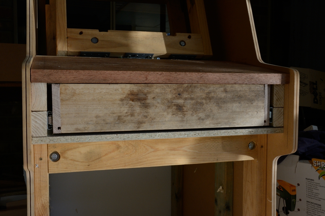 picture of inserted drawer