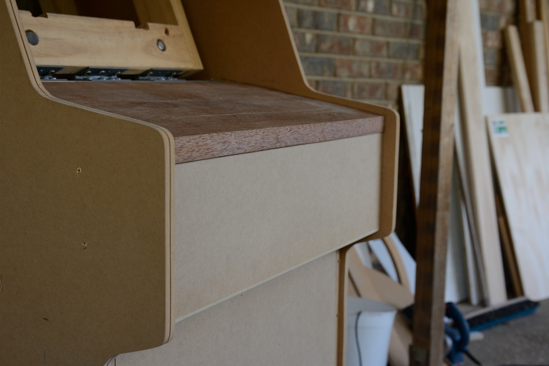picture of front panel attached to the drawer in closed position