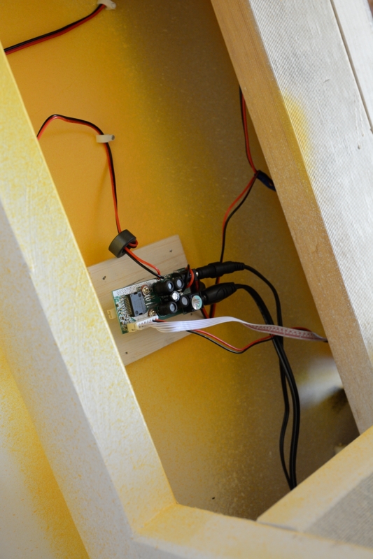 picture of the installed amp