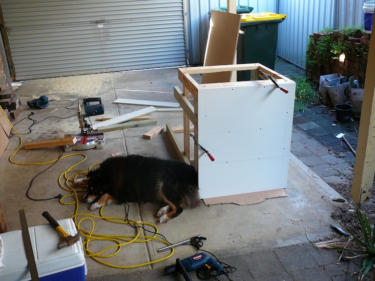 picture of base of arcade cabinet