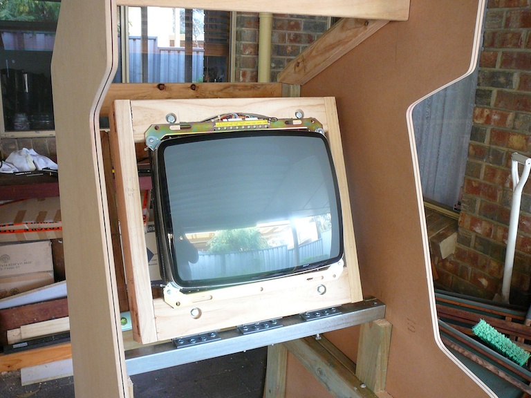 picture of monitor sitting in the frame